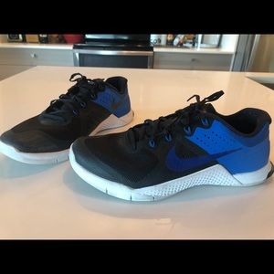 Nike FlyWire shoes. Gym/ cross training shoes